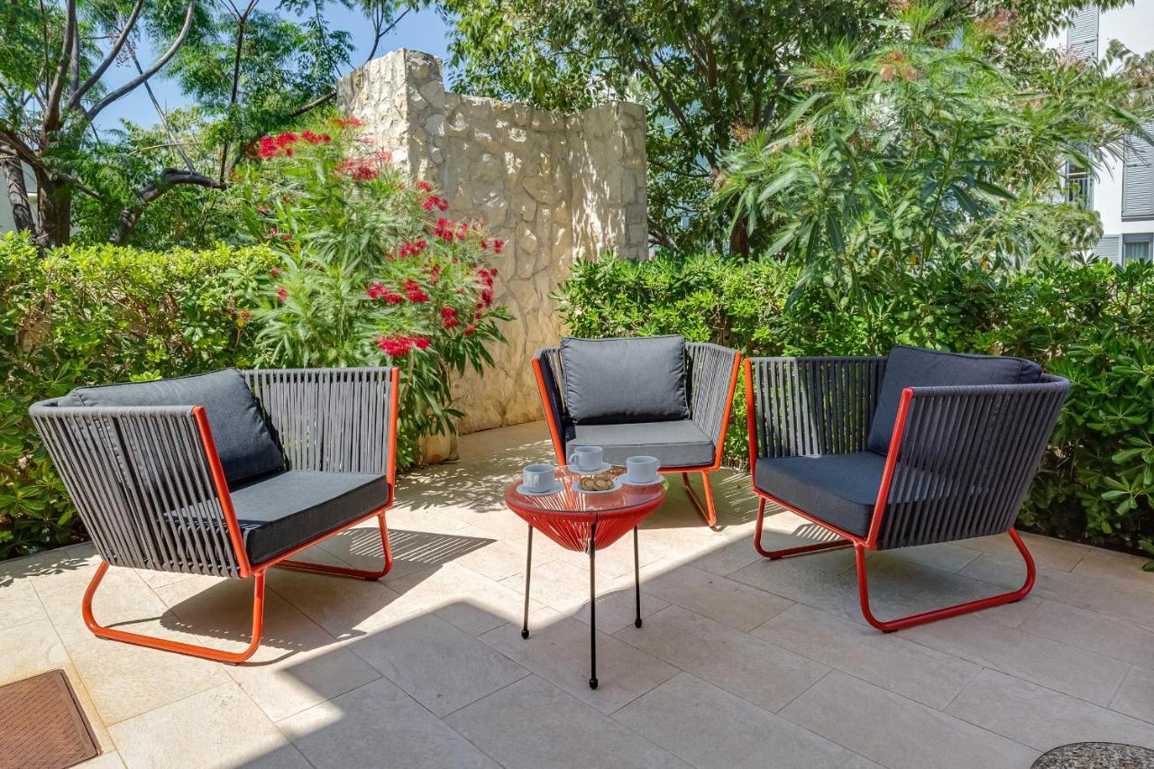 Luxury Two-Floor Apartment In Petrcane With Garden And Pool Экстерьер фото