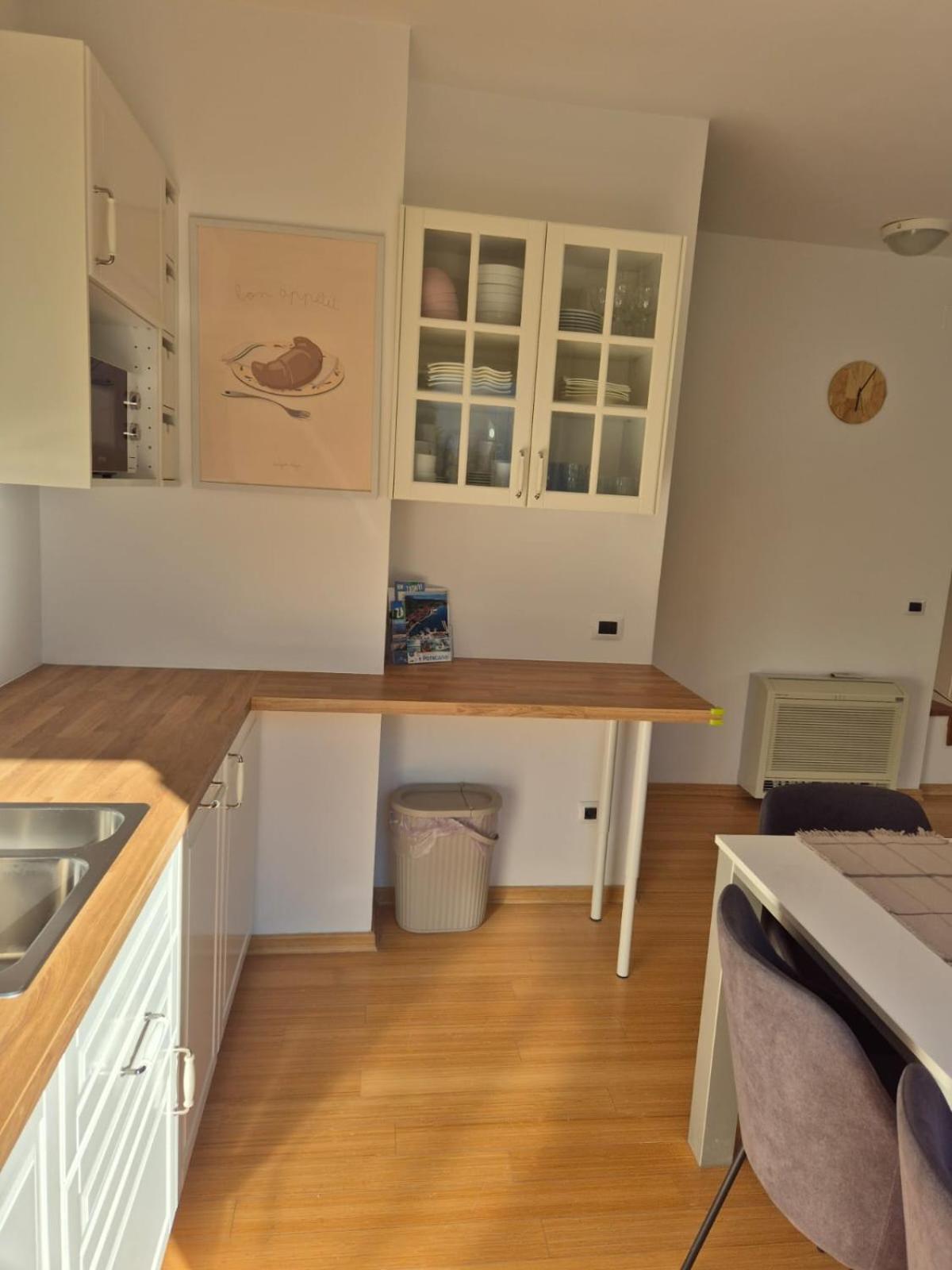 Luxury Two-Floor Apartment In Petrcane With Garden And Pool Экстерьер фото