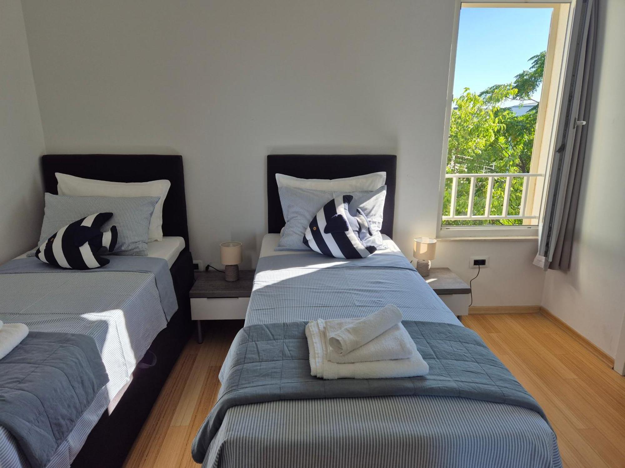 Luxury Two-Floor Apartment In Petrcane With Garden And Pool Экстерьер фото
